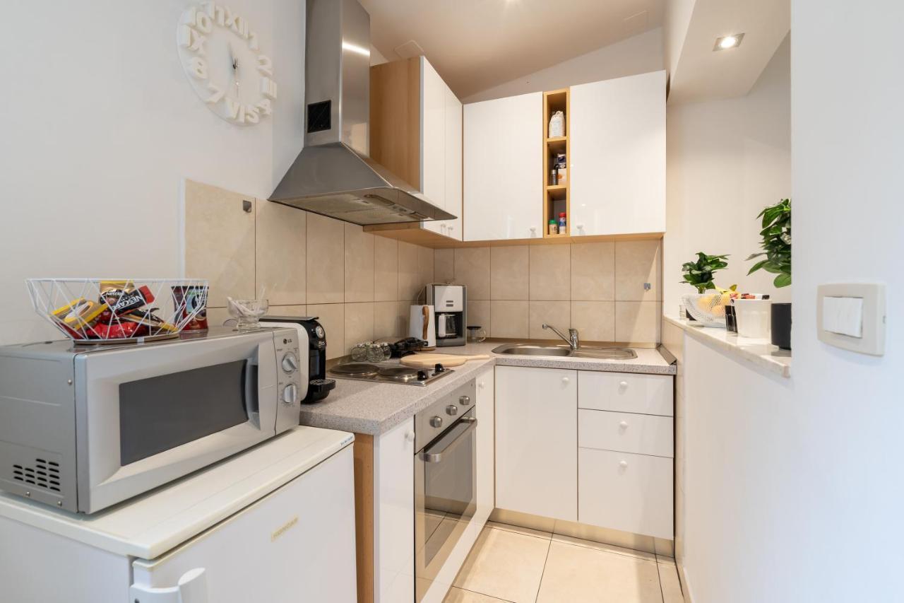 Studio Apartment La Luna Split Exteriér fotografie